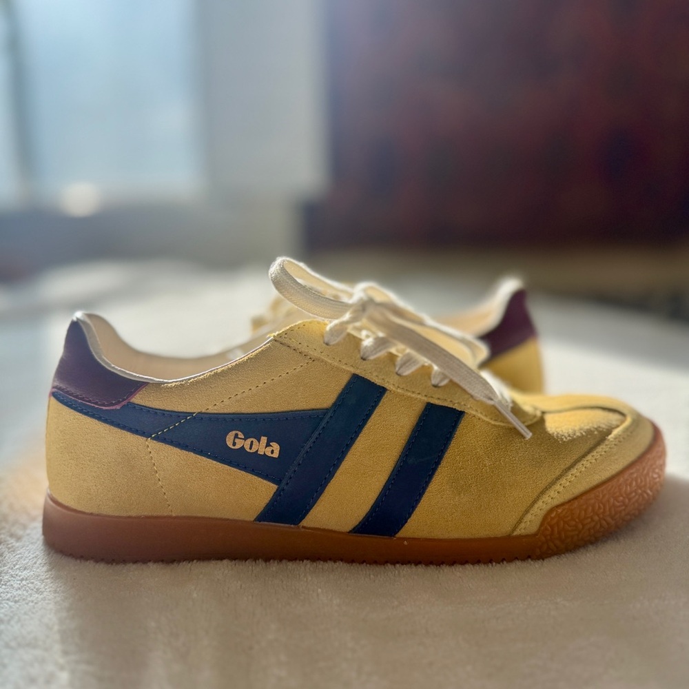 Gola Elan Women’s Yellow and Navy Sneakers Size 8 - Near New!
